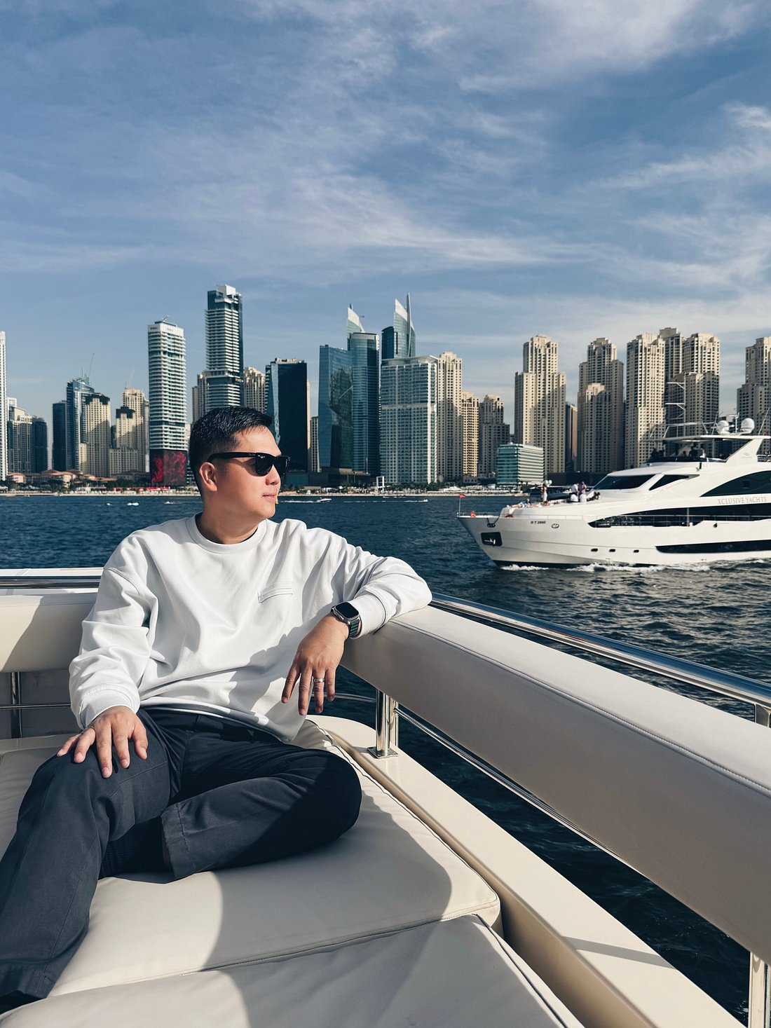 Dubai Marina: Luxury Yacht